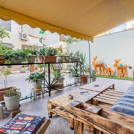 Hostel Nena Semi Тирана Екстер'єр фото