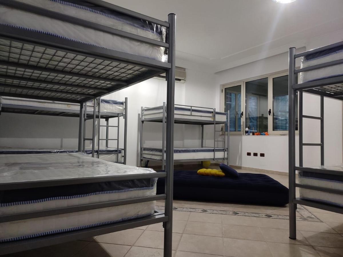 Hostel Nena Semi Тирана Екстер'єр фото