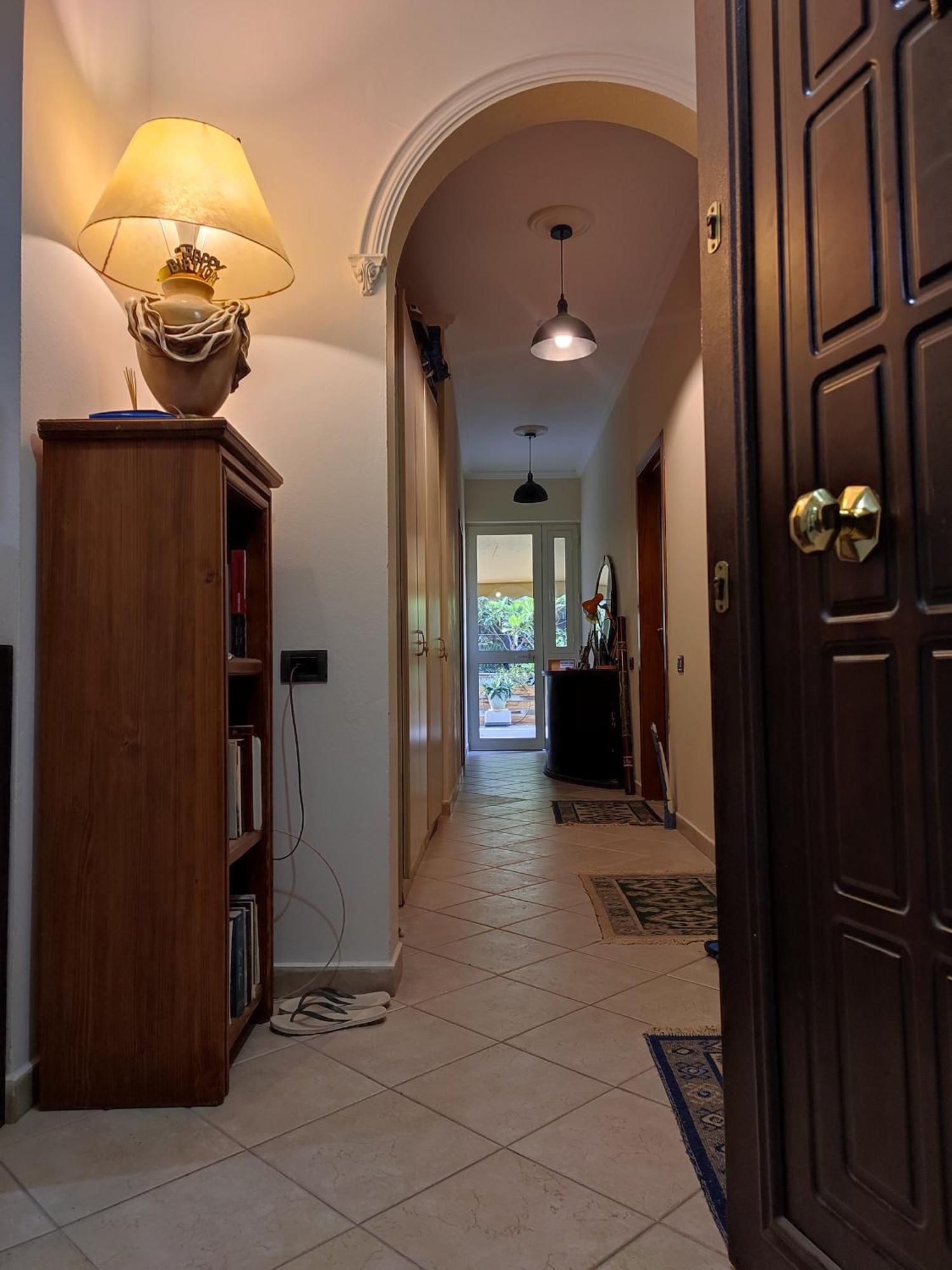 Hostel Nena Semi Тирана Екстер'єр фото